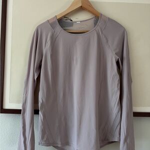 Lululemon Lilac Long Sleeve S/M Top Soft
